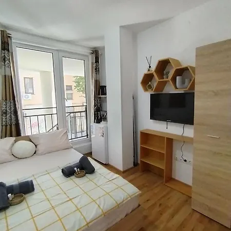 Good Mood Apartment *